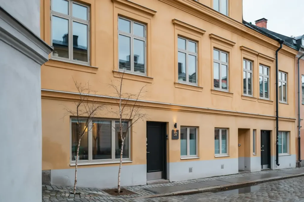 f nsterbyte till energieffektiva treglasf nster i s dermalm rikst ckande